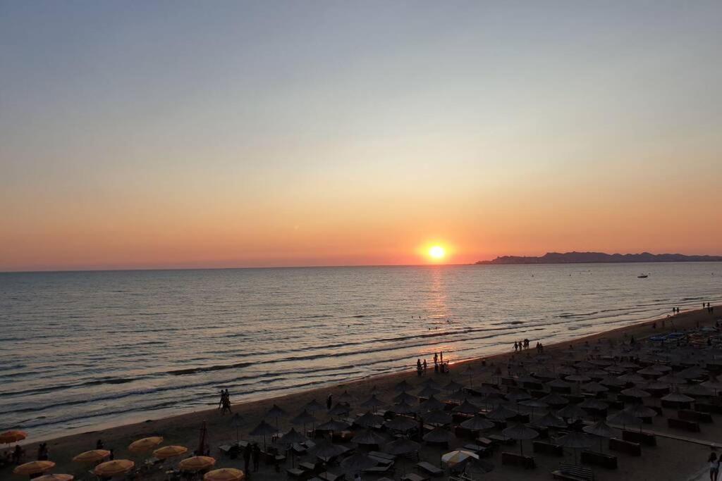 Modern Sea View Apartment For A Perfect Holiday Durrës Zewnętrze zdjęcie